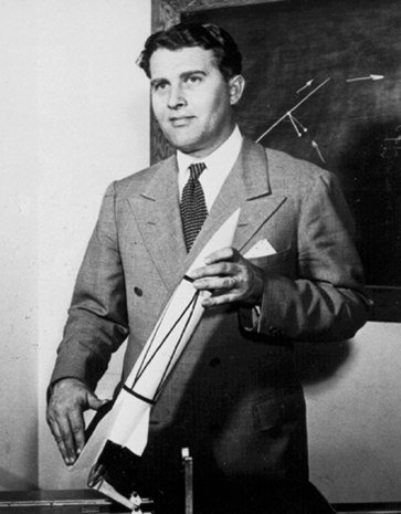 von_braun_z_modelem_v2.jpg